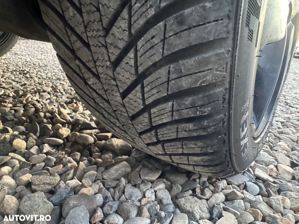 Opel Corsa 1.4 Innovation - 21