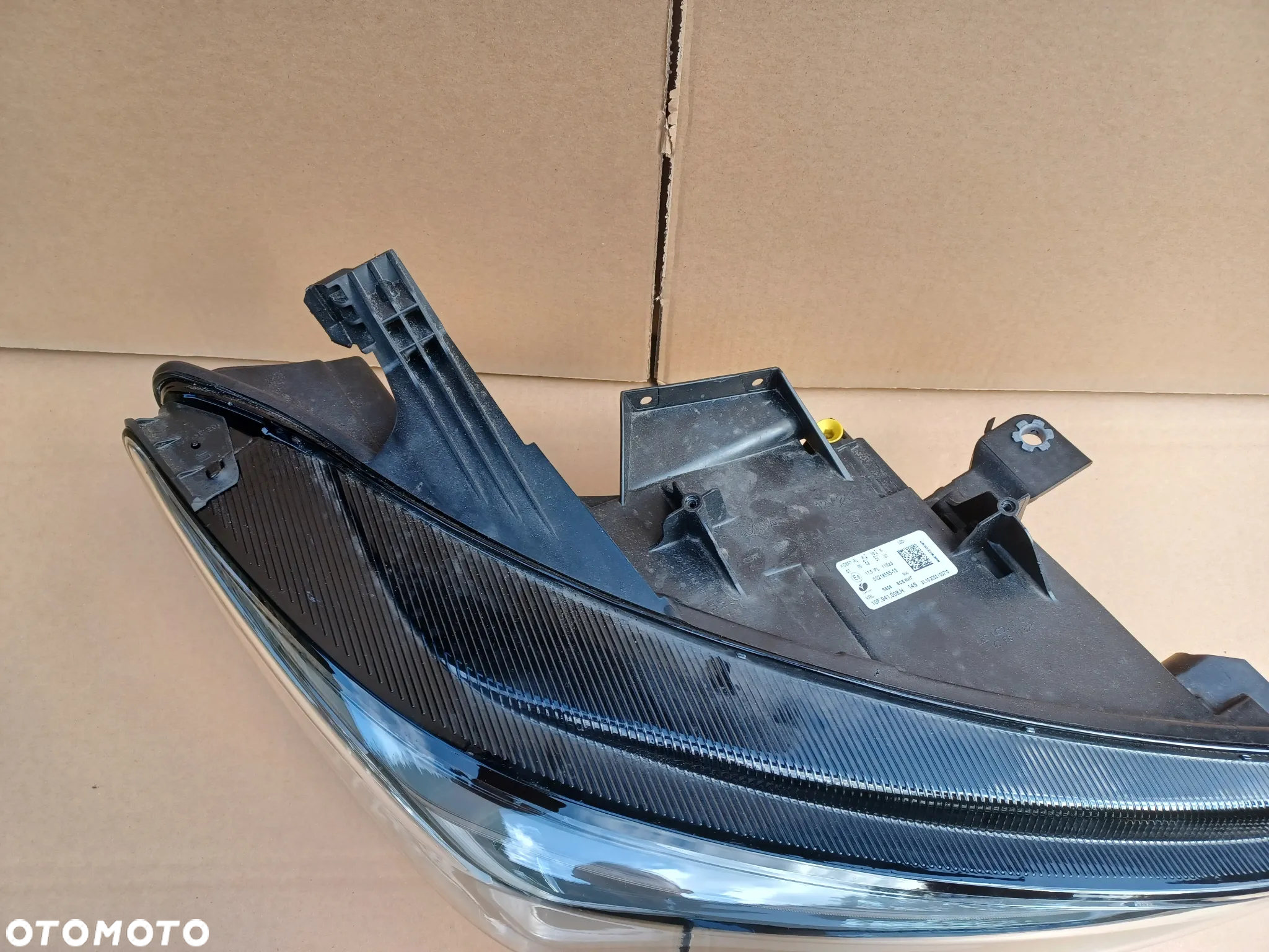 Full Led przedni prawy Seat Cupra Born lampa 10F - 2