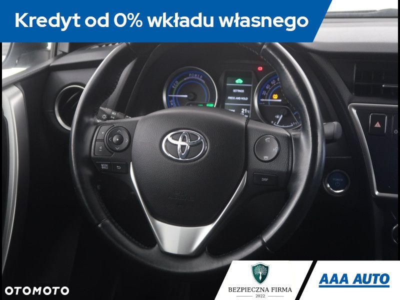 Toyota Auris - 13