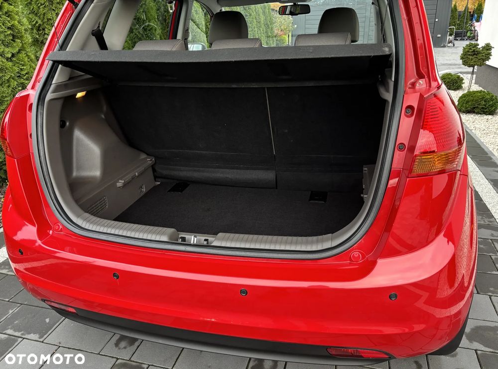 Kia Venga 1.4 L - 16