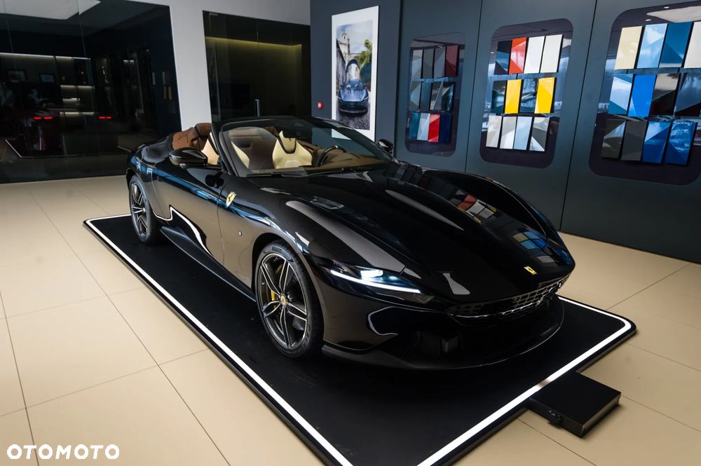 Ferrari Roma Spider - 9