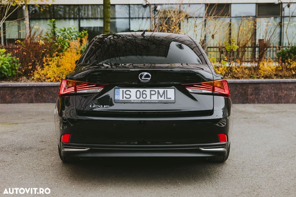 Lexus Seria IS 300h Luxury Line - 31