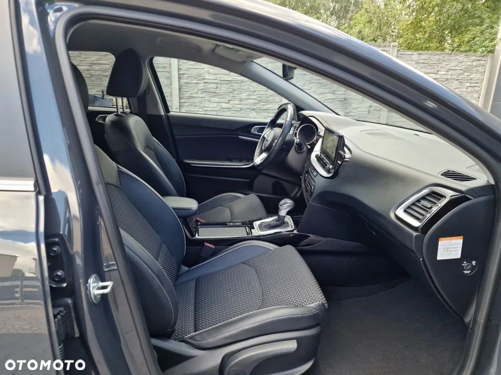 Kia XCeed 1.5 T-GDI OPF DCT7 (48V Mild Hybrid) PLATINUM EDITION - 24