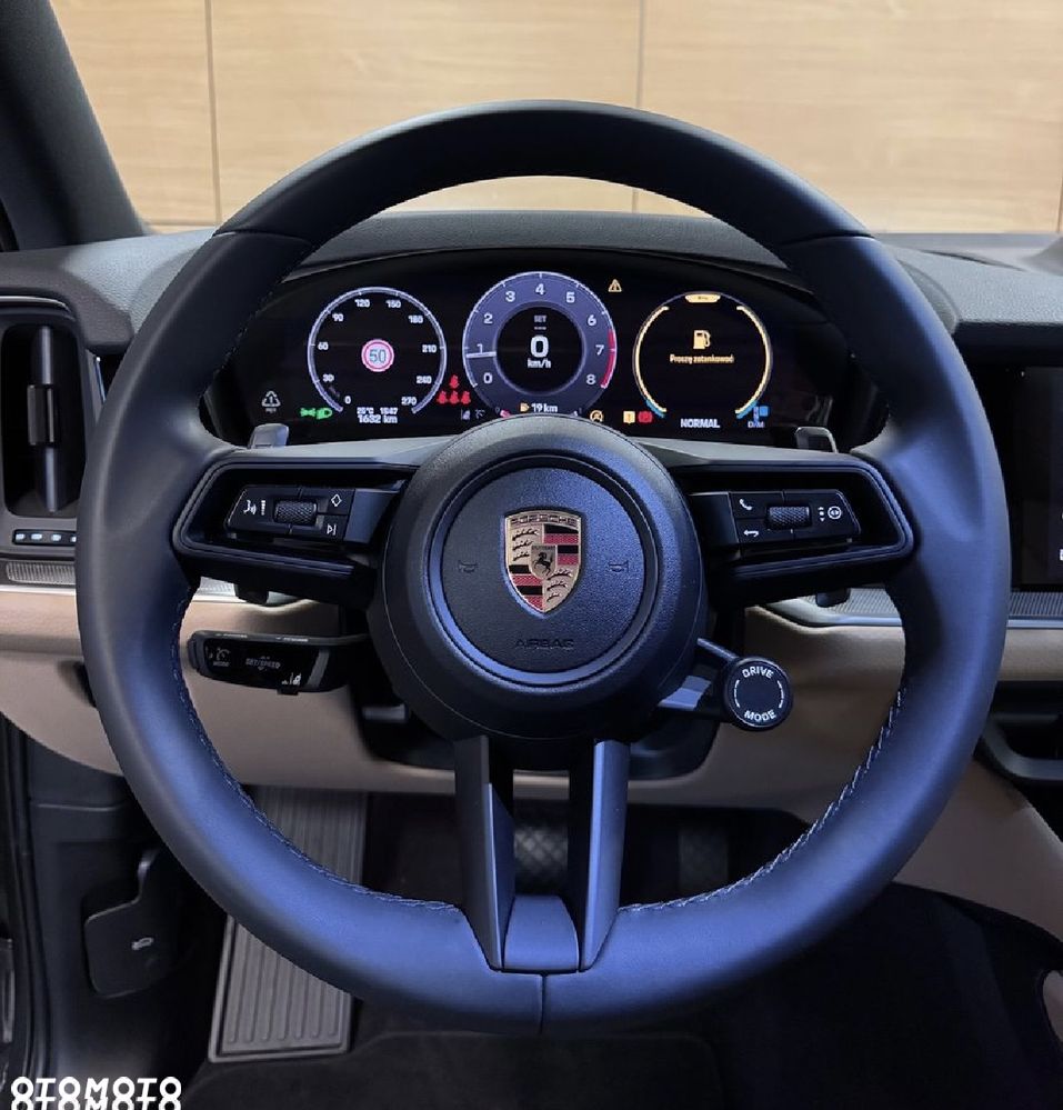 Porsche Cayenne Standard - 14