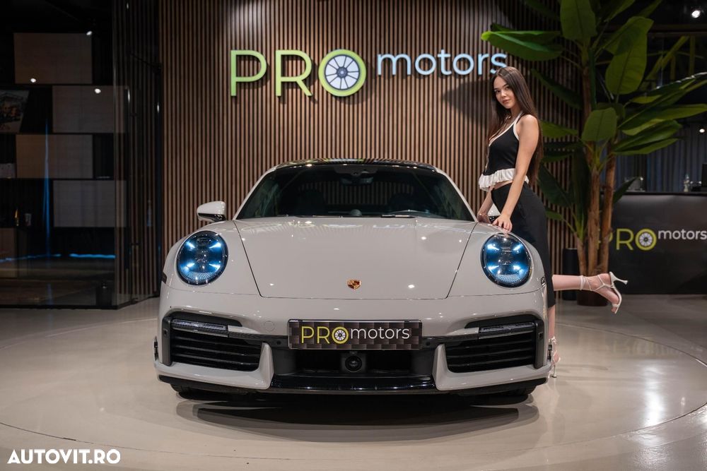 Porsche 911-TURBO-S - 3