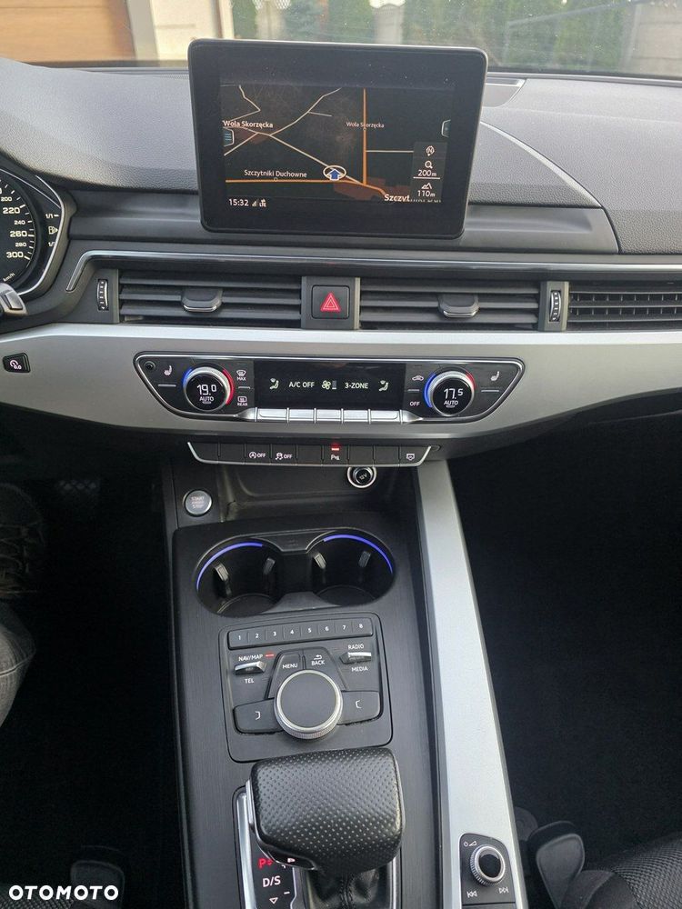 Audi A4 Avant 2.0 TDI DPF multitronic S line Sportpaket - 15