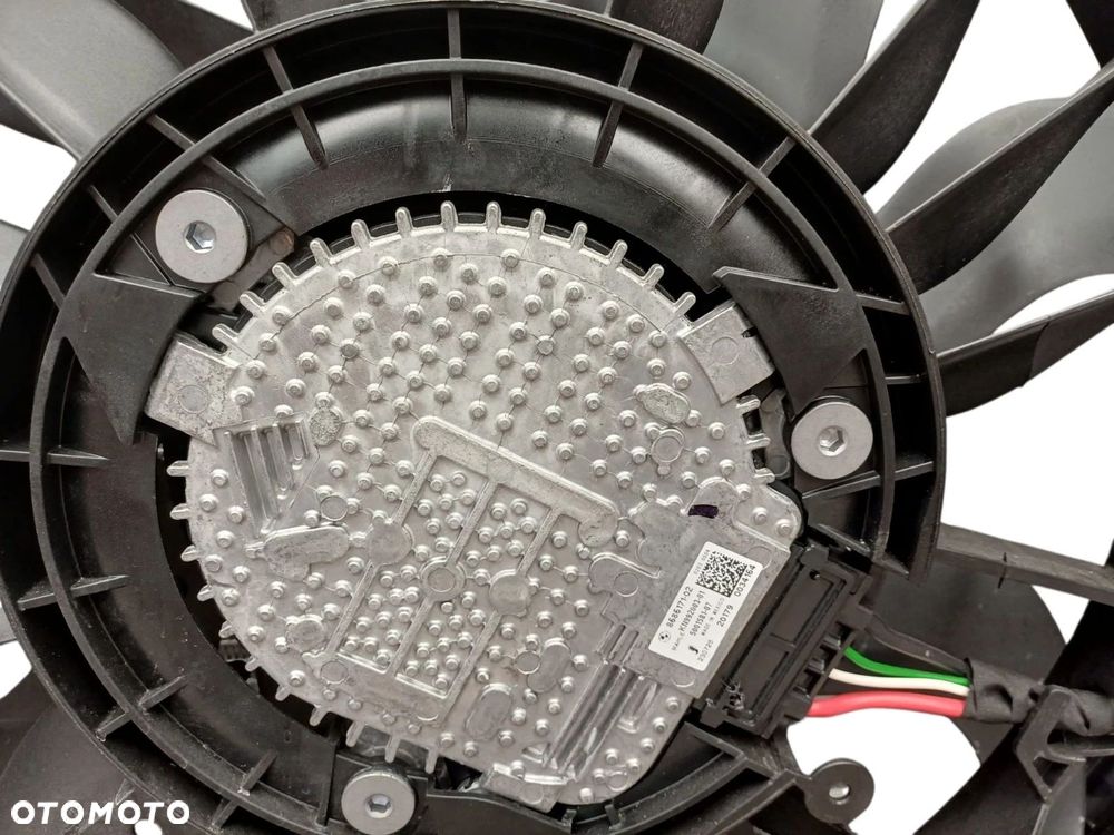 KOMPLET CHŁODNIC CHŁODNICE WENTYLATOR BMW X5 G05 X6 G06 X7 G07 3.0D - 7
