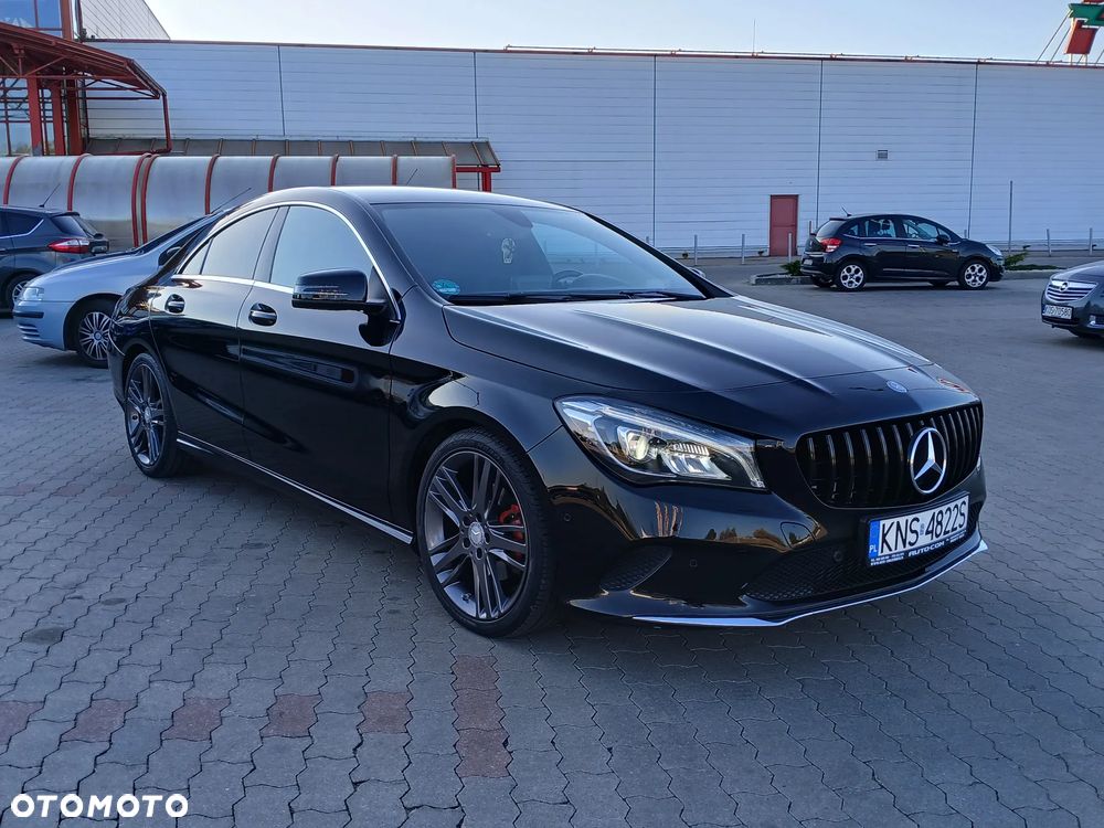Mercedes-Benz CLA 200 7G-DCT AMG Line - 1