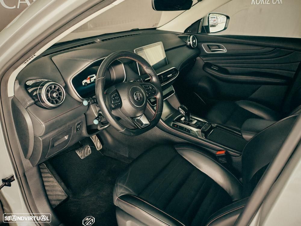 MG EHS 1.5 T-GDI Plug-in Hybrid Luxury - 7