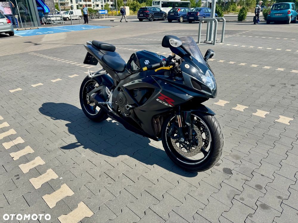 Suzuki GSX-R - 11
