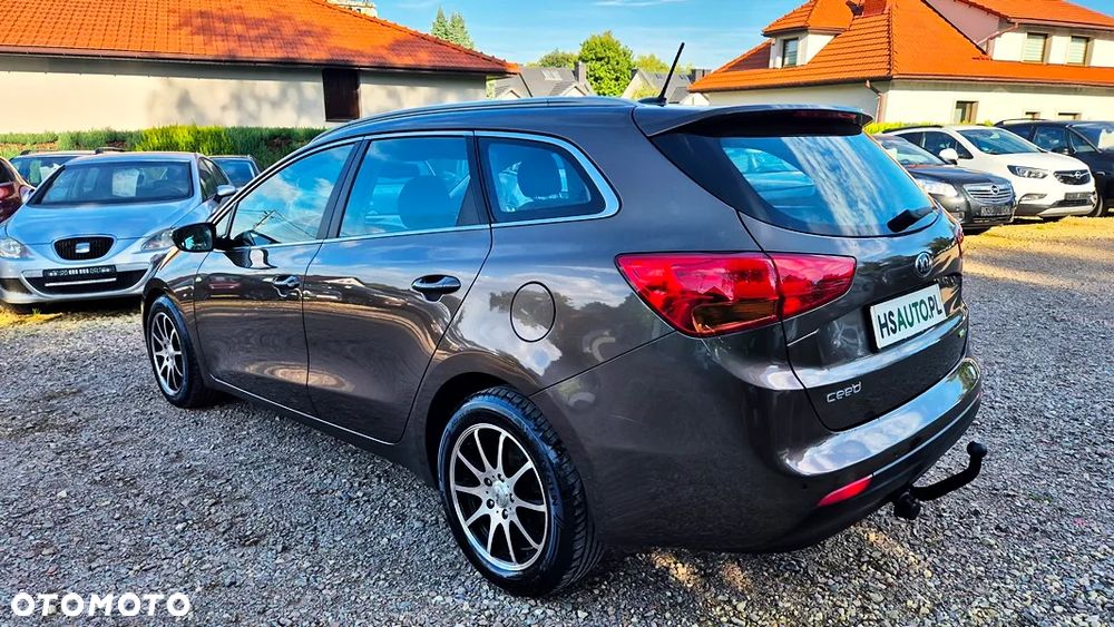 Kia Ceed 1.6 GDI XL - 19