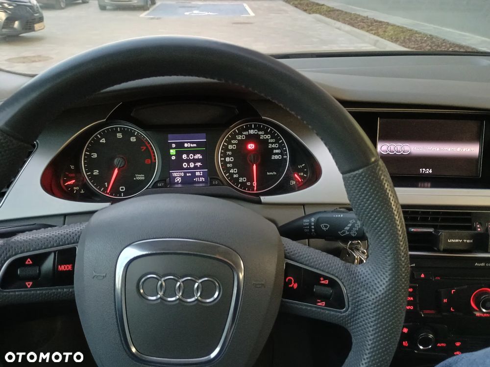 Audi A4 Avant 2.0 T FSI quattro - 5
