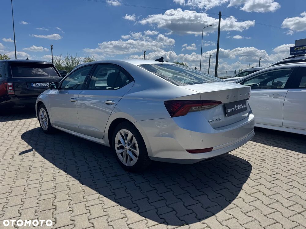 Skoda Octavia 2.0 TDI Ambition - 8