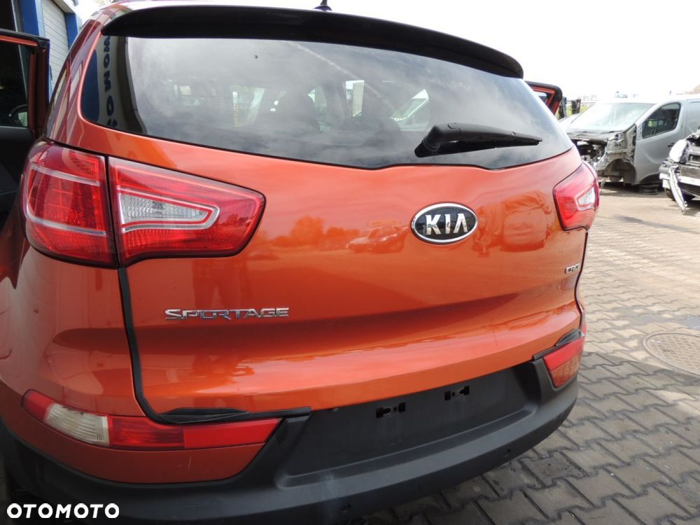 Klapa bagażnika KIA Sportage 3 '12 2.0 crdi - 1
