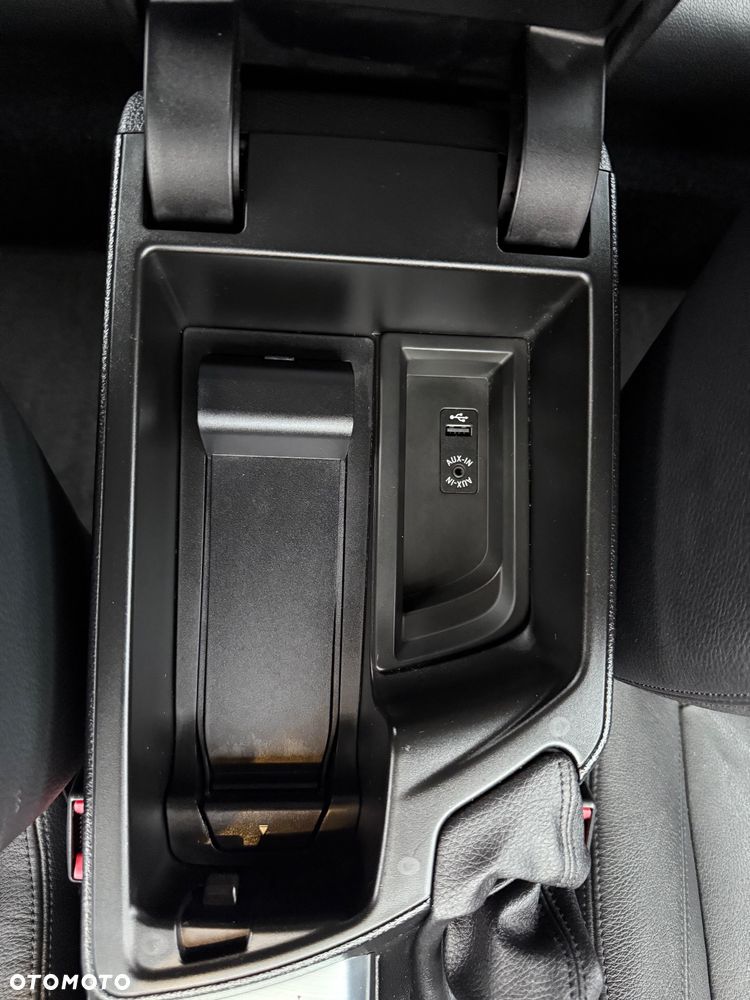 BMW Seria 1 120d xDrive - 37