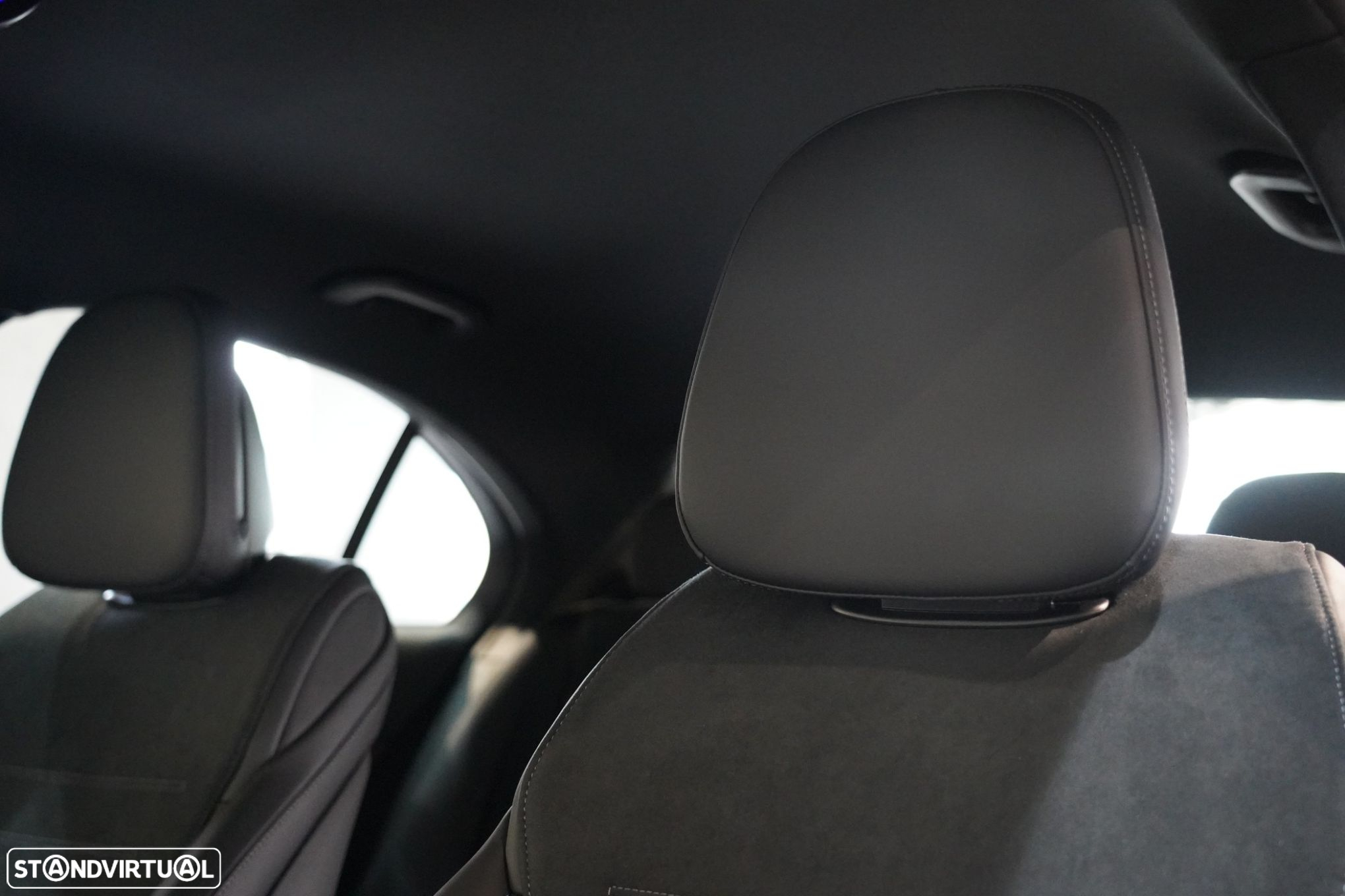 Mercedes-Benz C 300 d AMG Line - 26