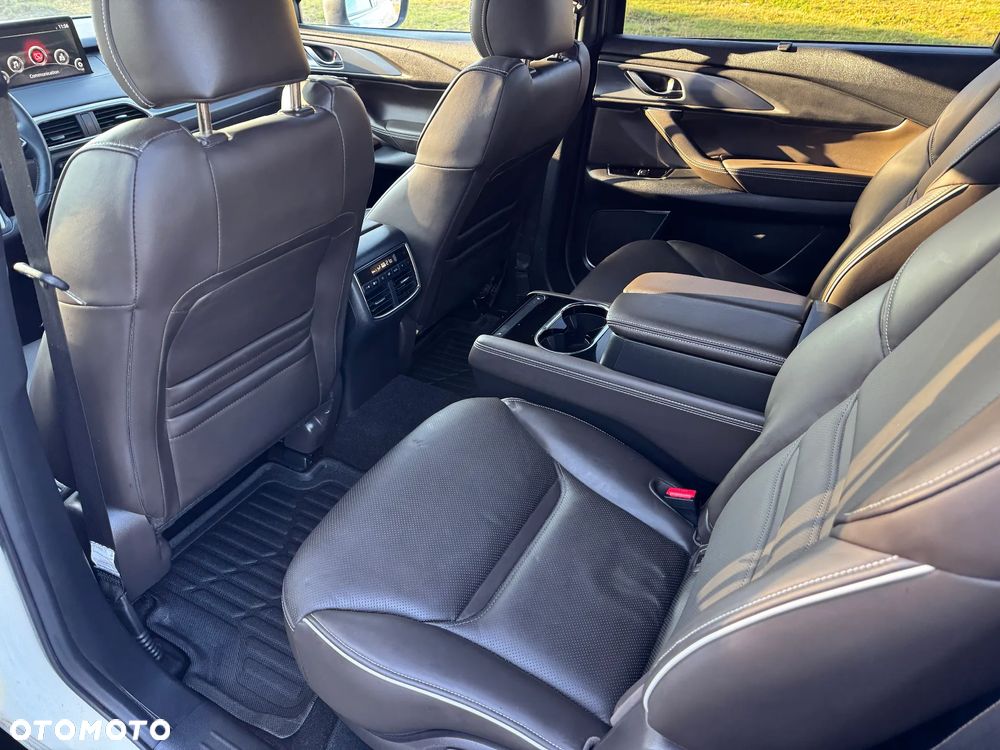 Mazda CX-9 - 10