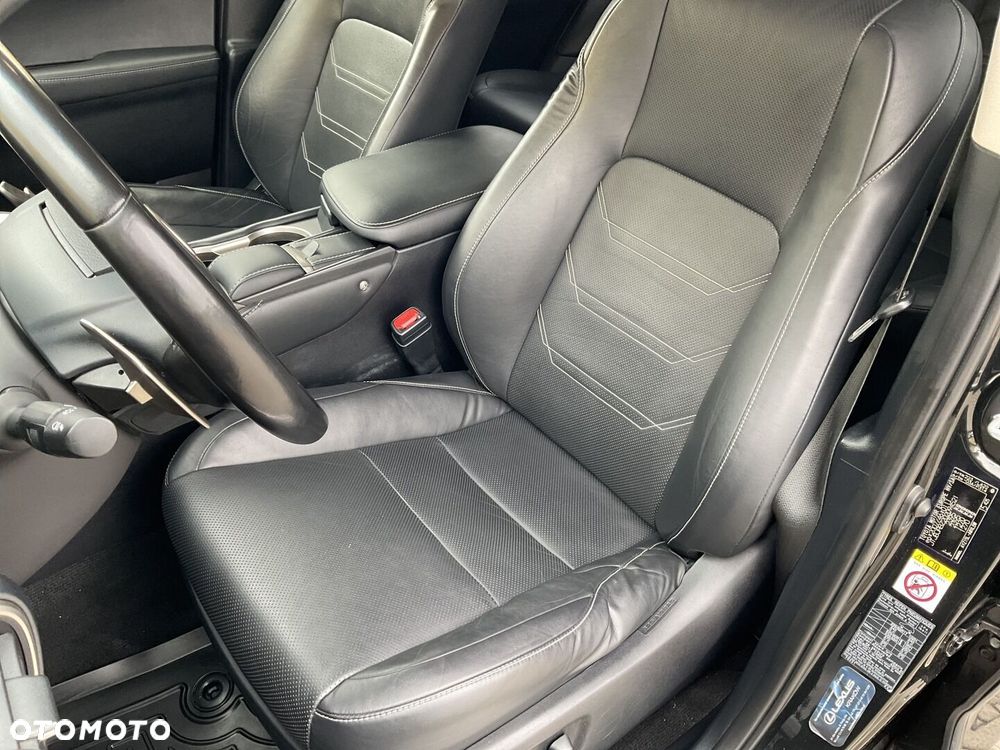Lexus NX 300h Comfort AWD - 19