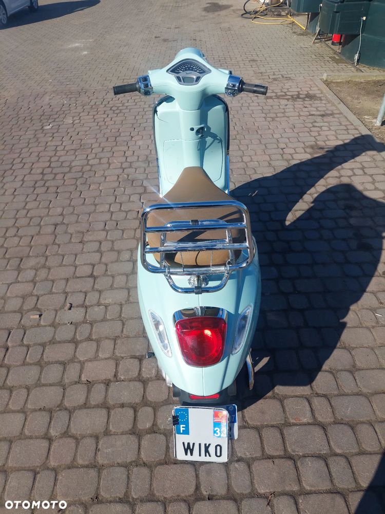 Piaggio Vespa - 4