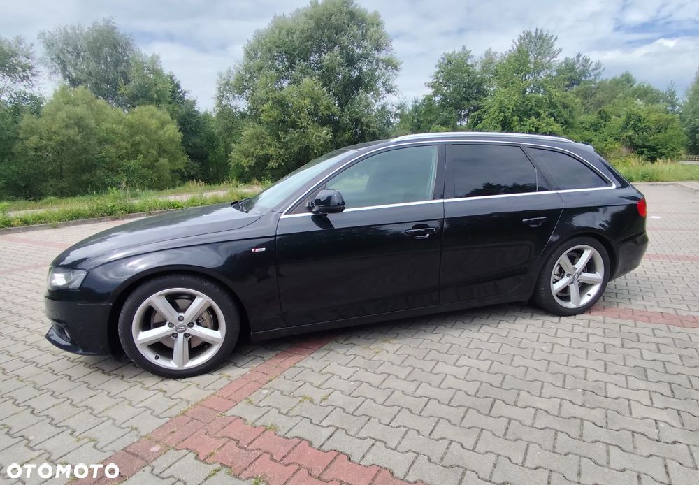 Audi A4 Avant - 11