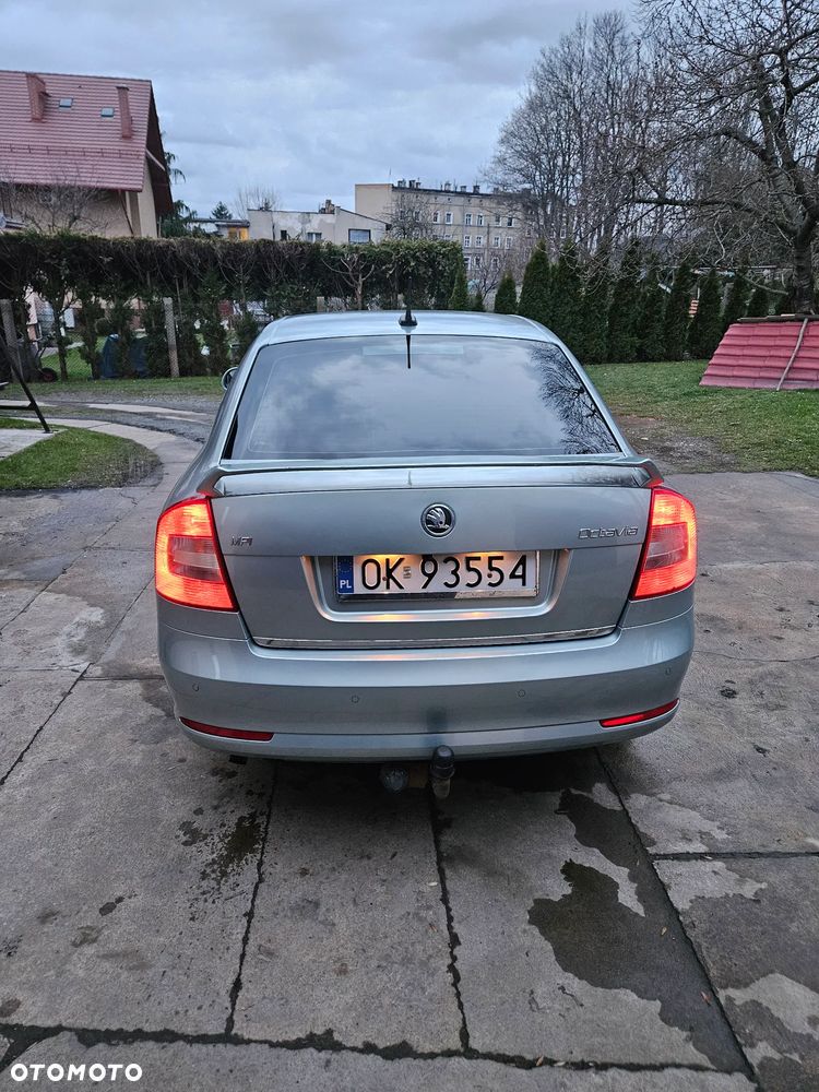 Skoda Octavia 1.6 IMPULS EDITION - 14