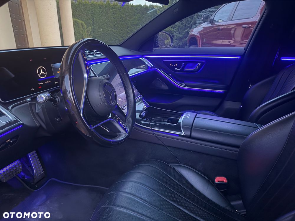 Mercedes-Benz Klasa S 500 4Matic 9G-TRONIC - 32