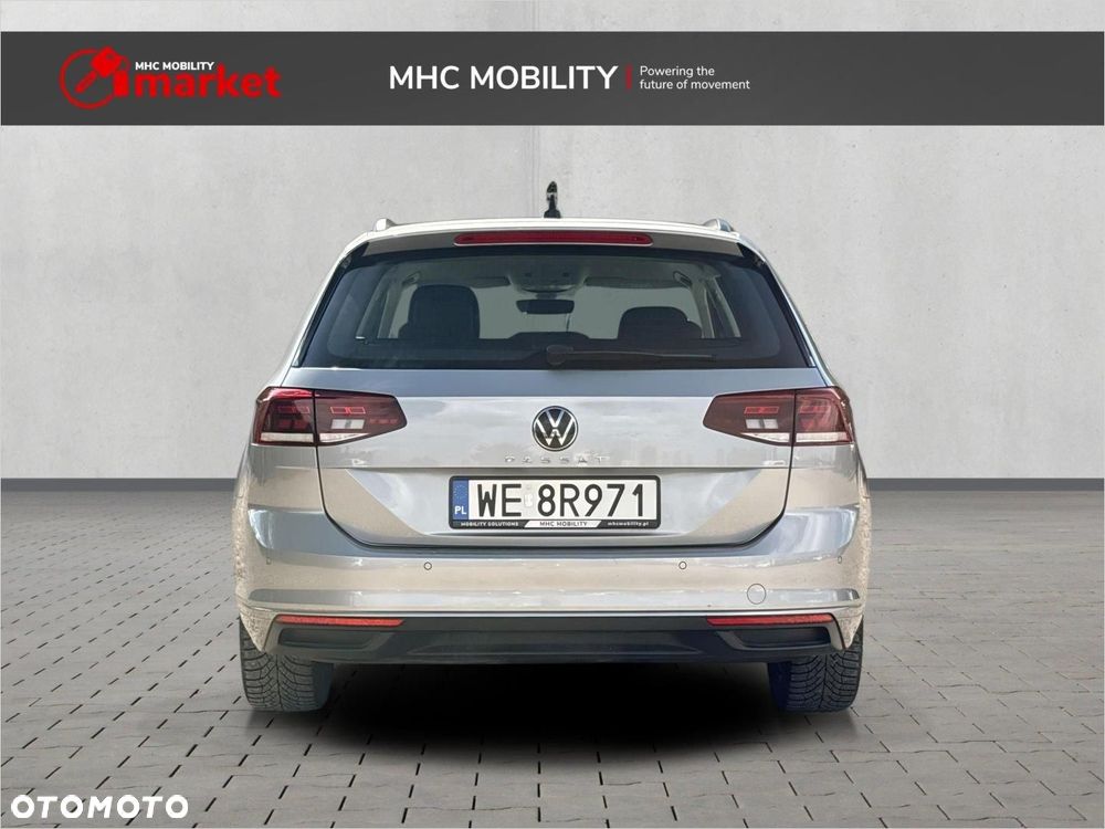 Volkswagen Passat Variant 2.0 TDI EVO Business DSG - 4