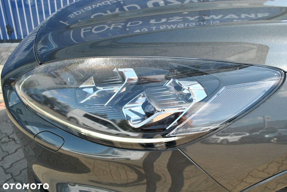 Ford Kuga - 38