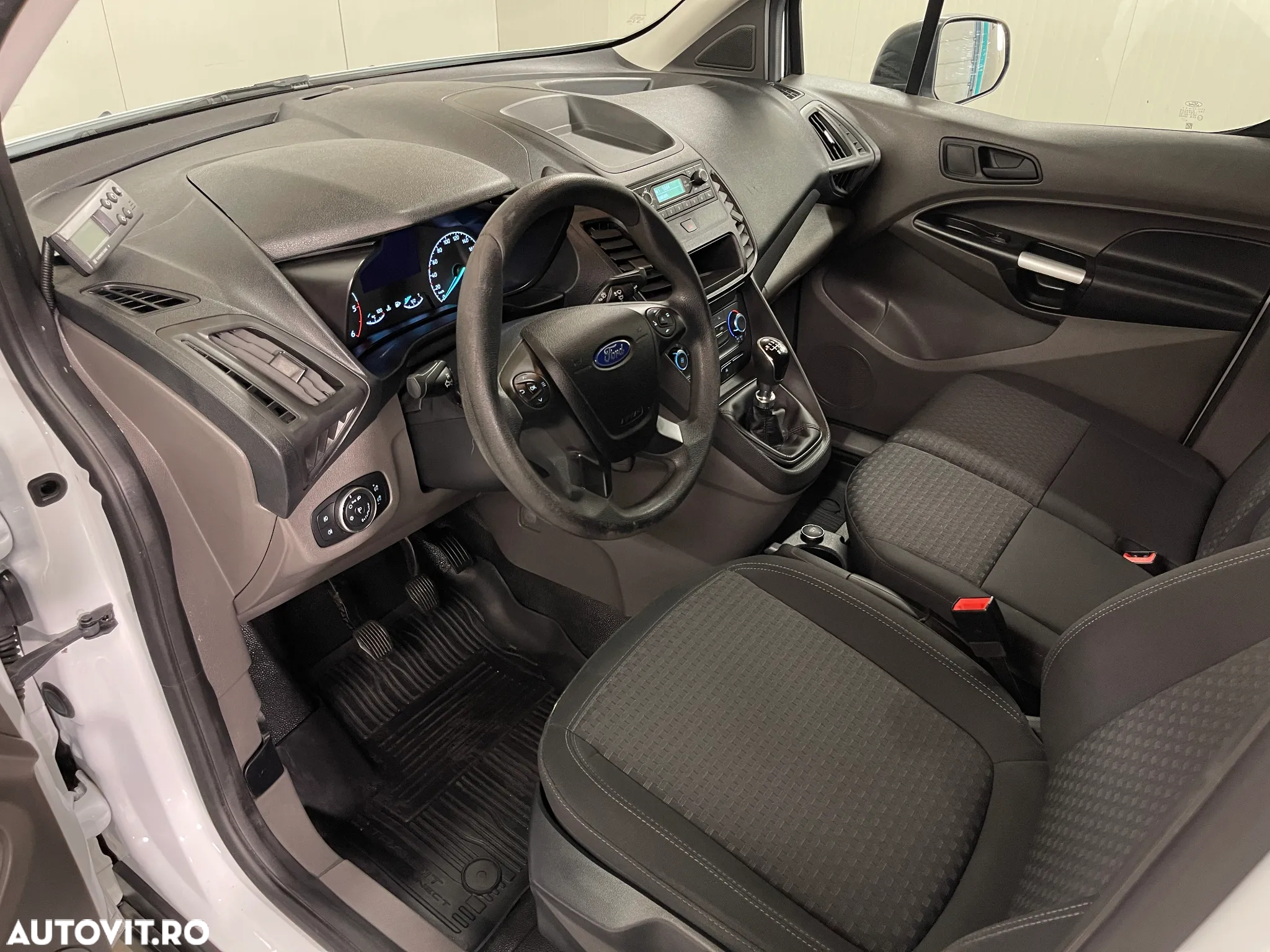Ford Transit Connect - 5