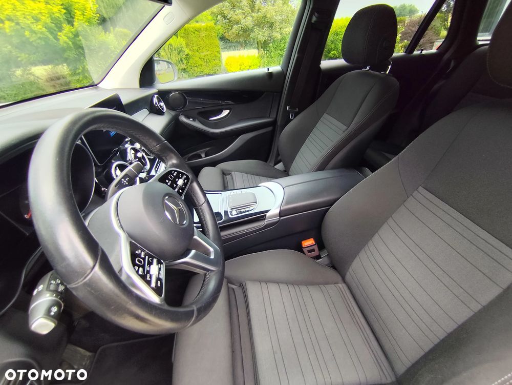 Mercedes-Benz GLC 200 d 4Matic 9G-TRONIC - 36