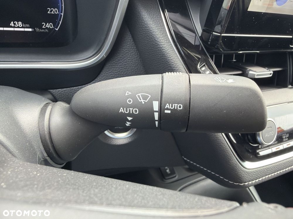 Toyota Corolla - 21