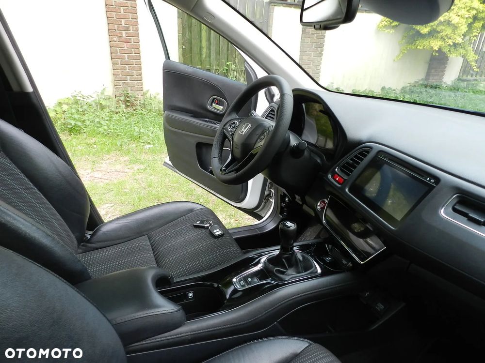 Honda HR-V 1.5 i-VTEC Executive - 18