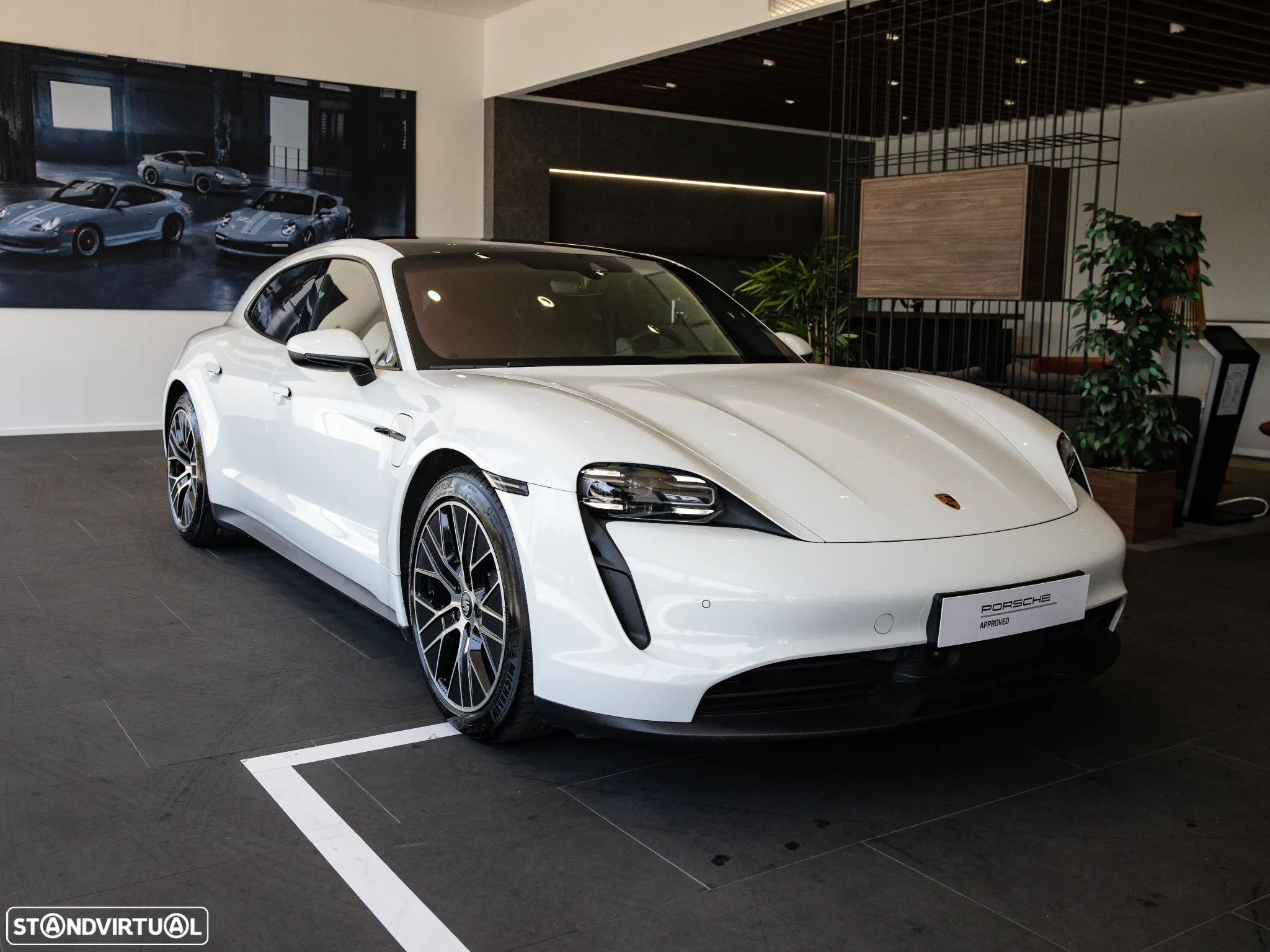 Porsche Taycan Sport Turismo Standard - 8