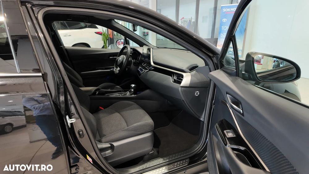 Toyota C-HR Club - 12