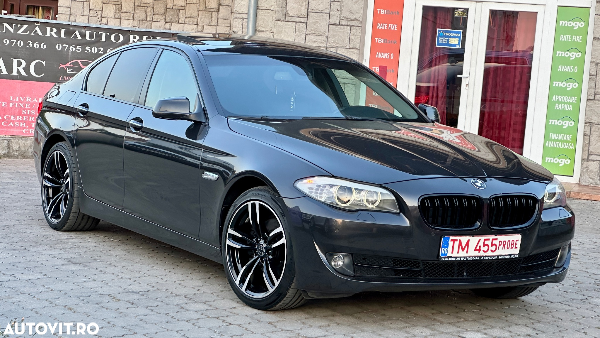 BMW Seria 5 520d - 12