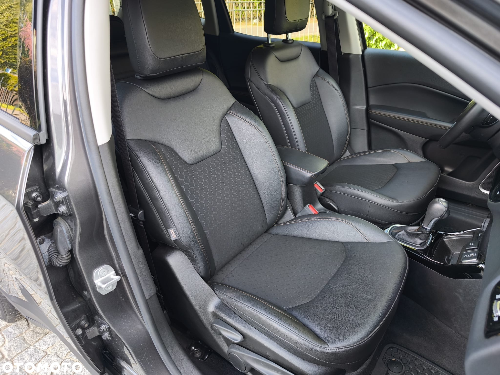 Jeep Compass 1.3 GSE T4 Automatik Limited - 29
