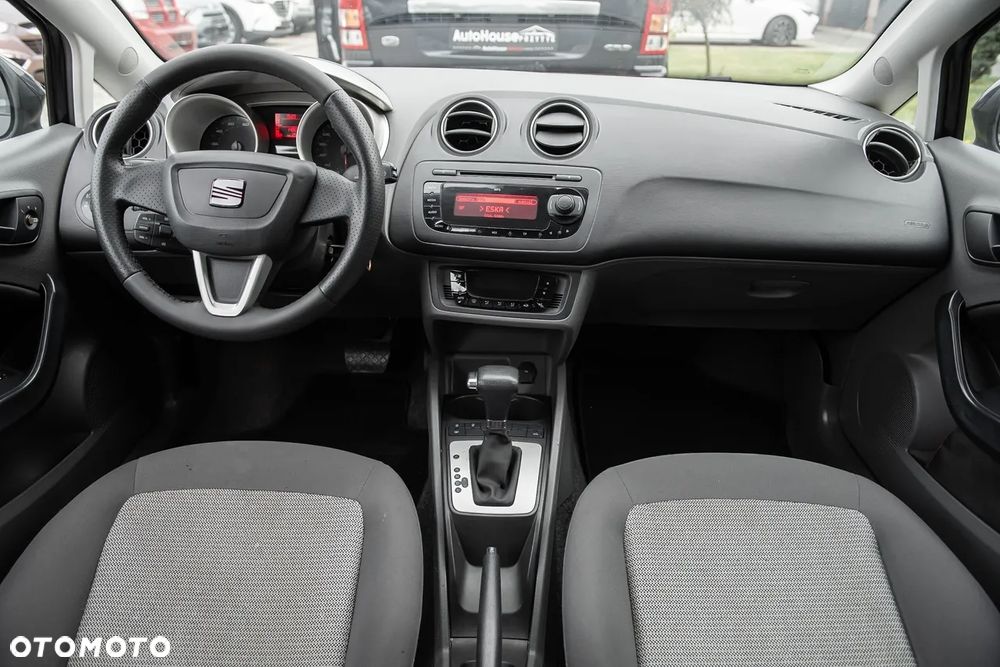 Seat Ibiza 1.6 16V Sport DSG - 6