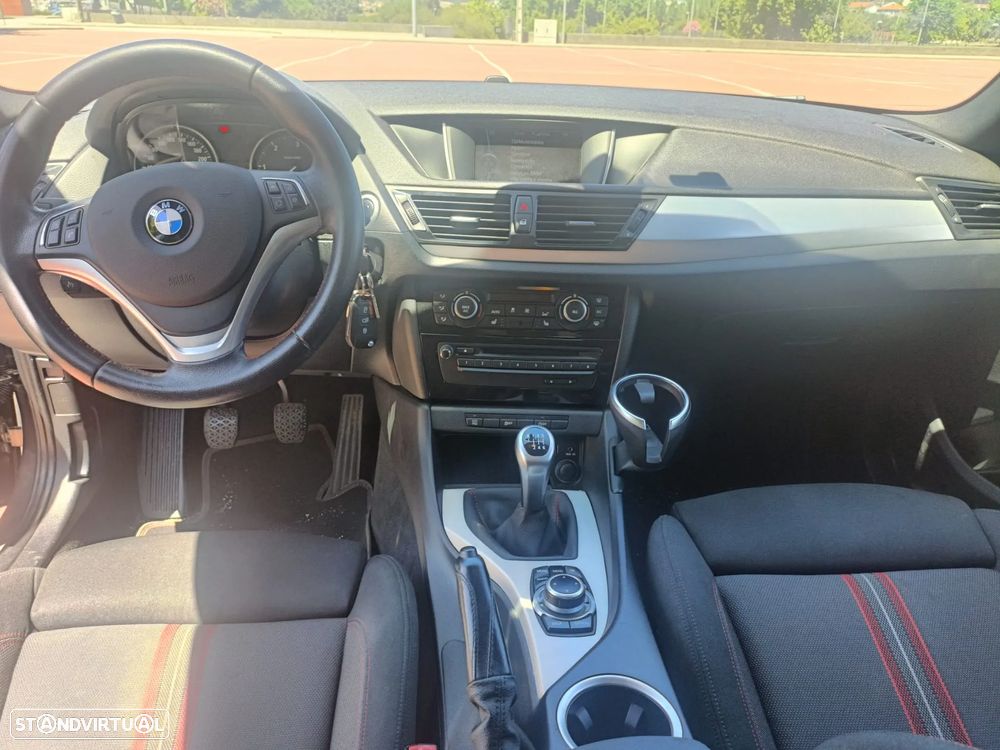 BMW X1 16 d sDrive Line Sport - 2
