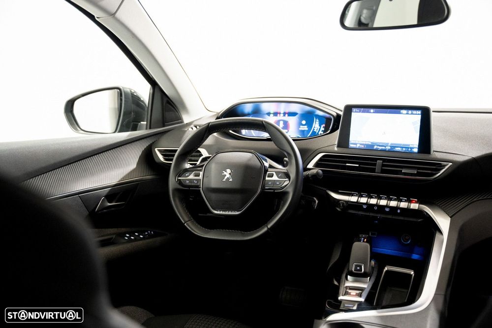 Peugeot 3008 1.2 PureTech Allure EAT8 - 4