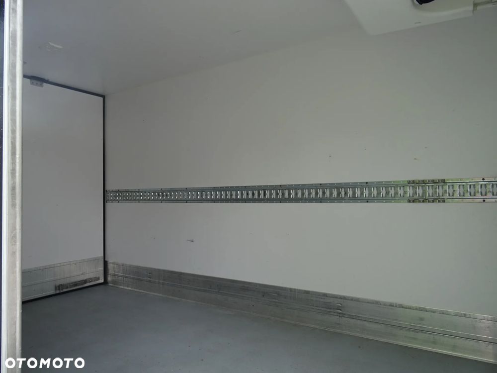 Iveco 35c18 Chłodnia + Winda 3,0 180KM Hi-Matic Klima Thermo King V500MAX Klima Piękny Stan - 12