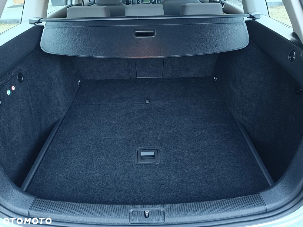 Volkswagen Golf 1.9 TDI Comfortline - 25