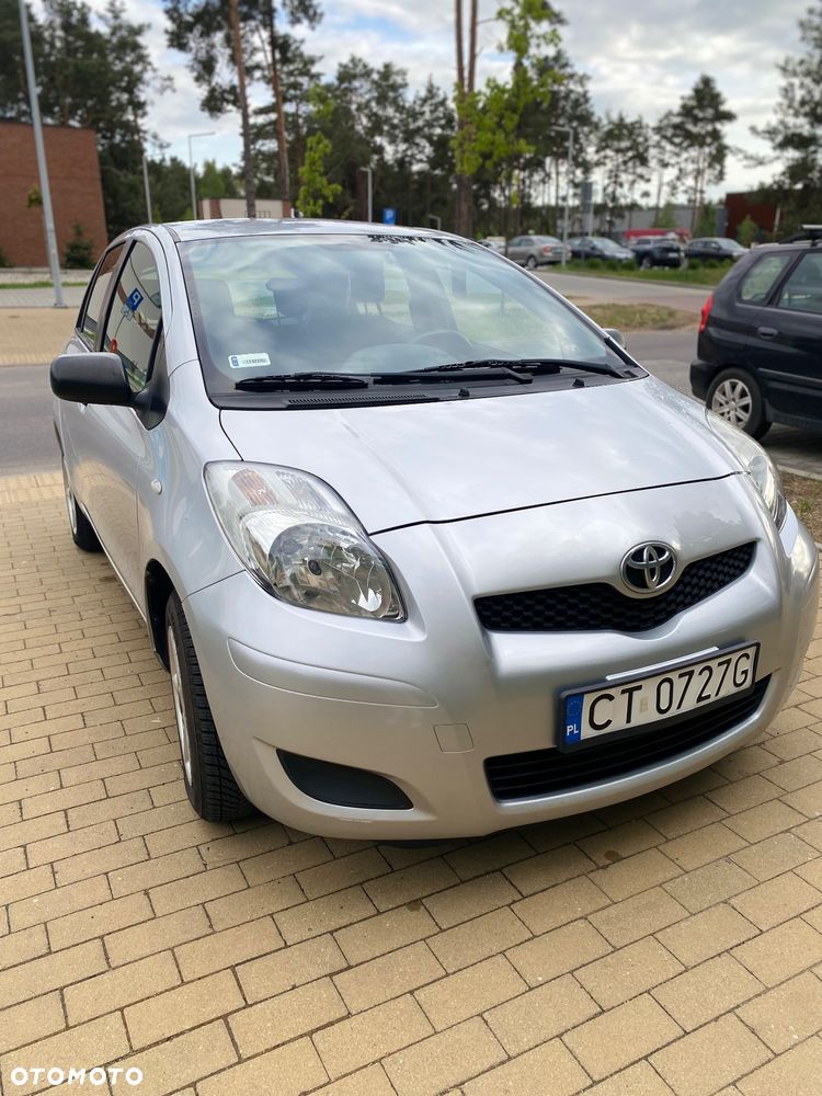 Toyota Yaris 1.0 VVT-i - 6