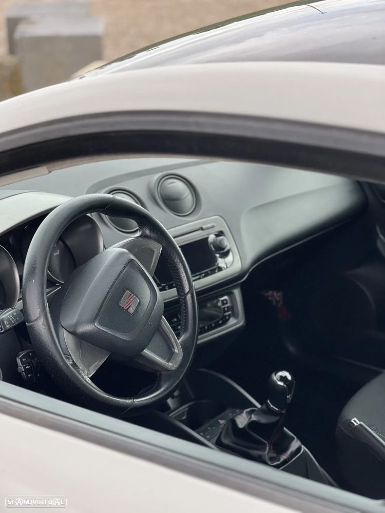 SEAT Ibiza 1.6 TDI Sport DPF - 11
