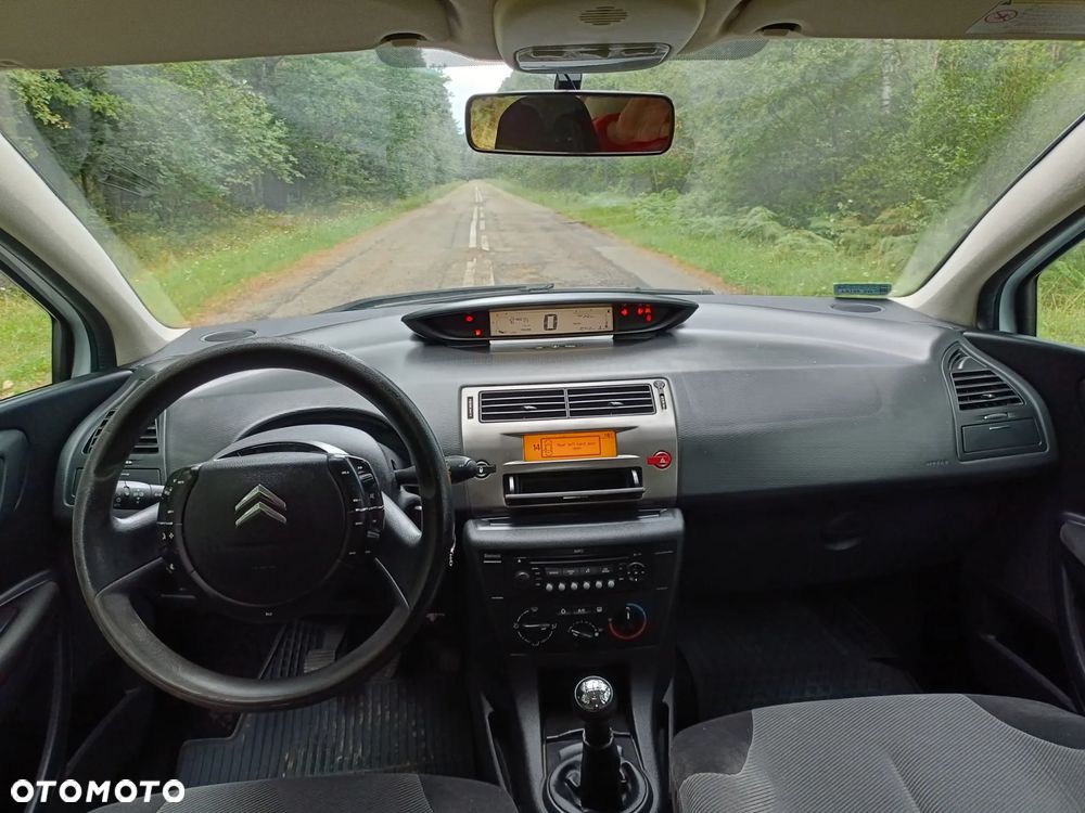 Citroën C4 1.6 HDi Impress - 12