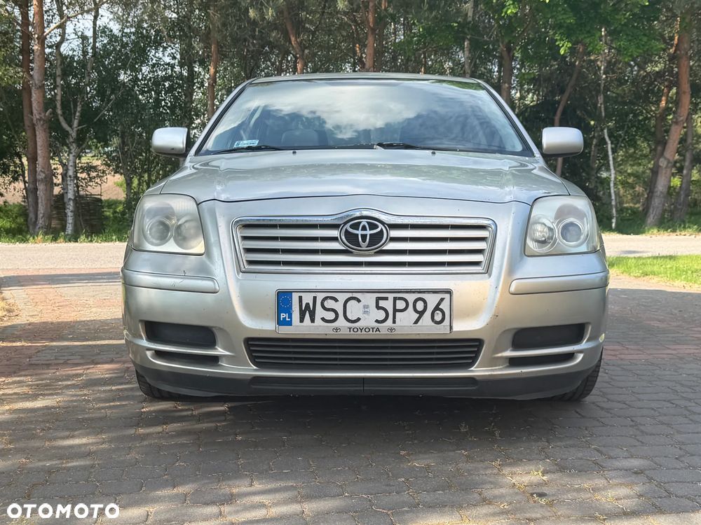 Toyota Avensis 1.8 VVT-i Terra - 3