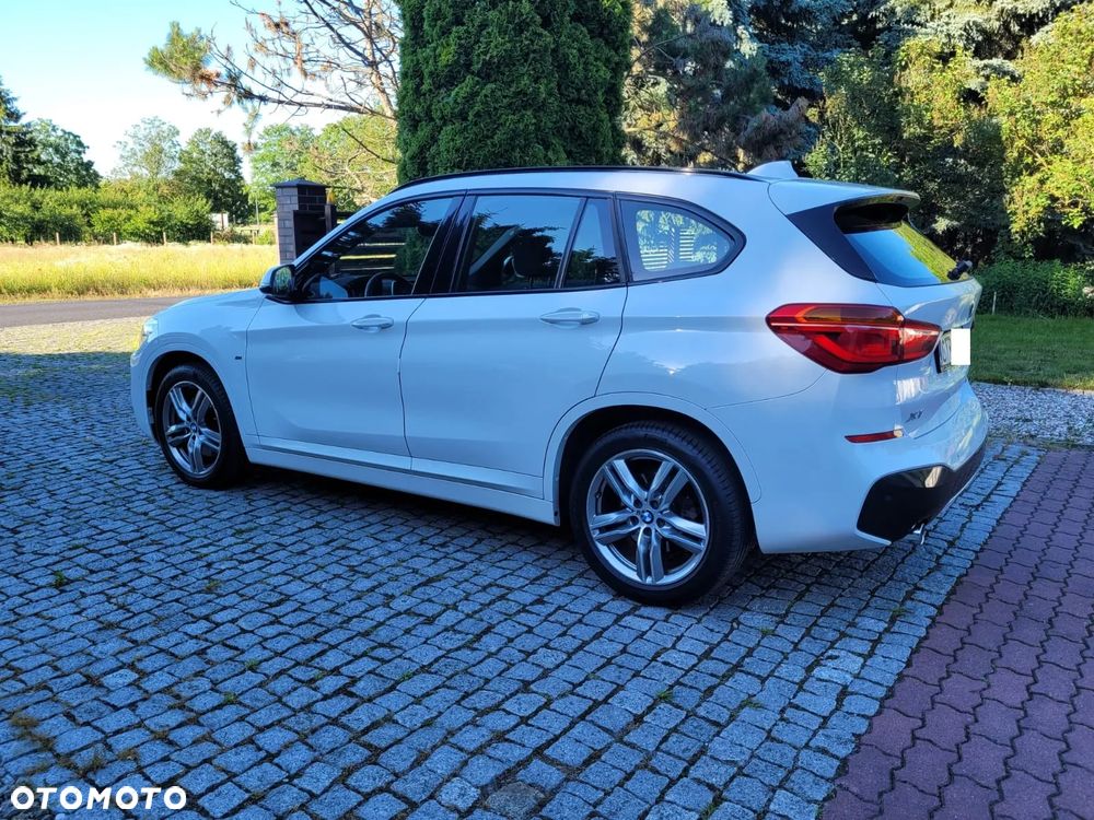 BMW X1 xDrive20i M Sport - 8