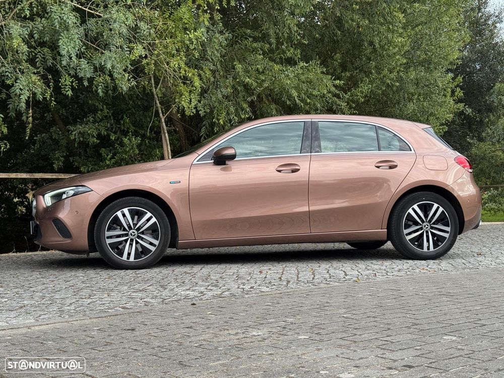 Mercedes-Benz A 250 e Progressive - 8