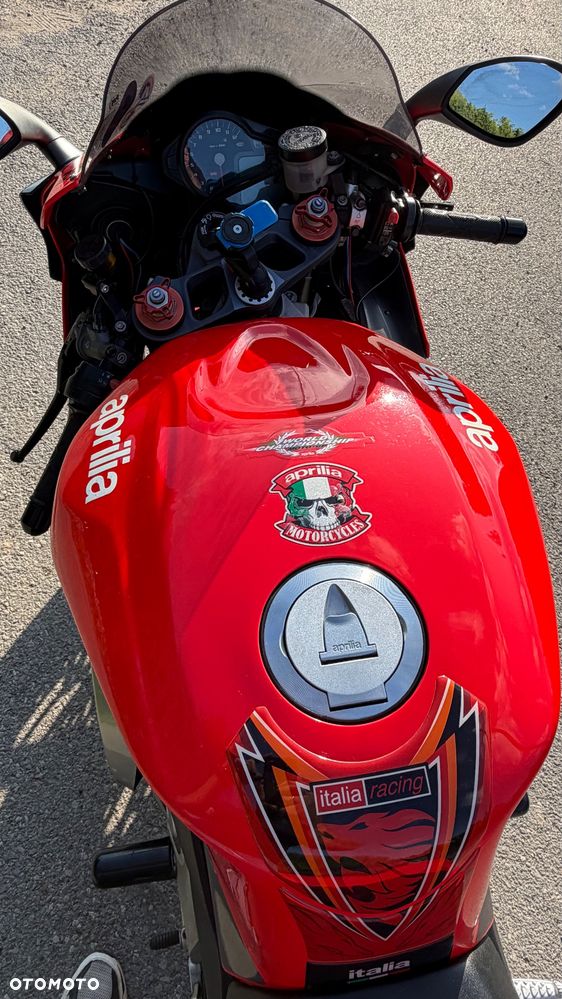 Aprilia RSV - 8