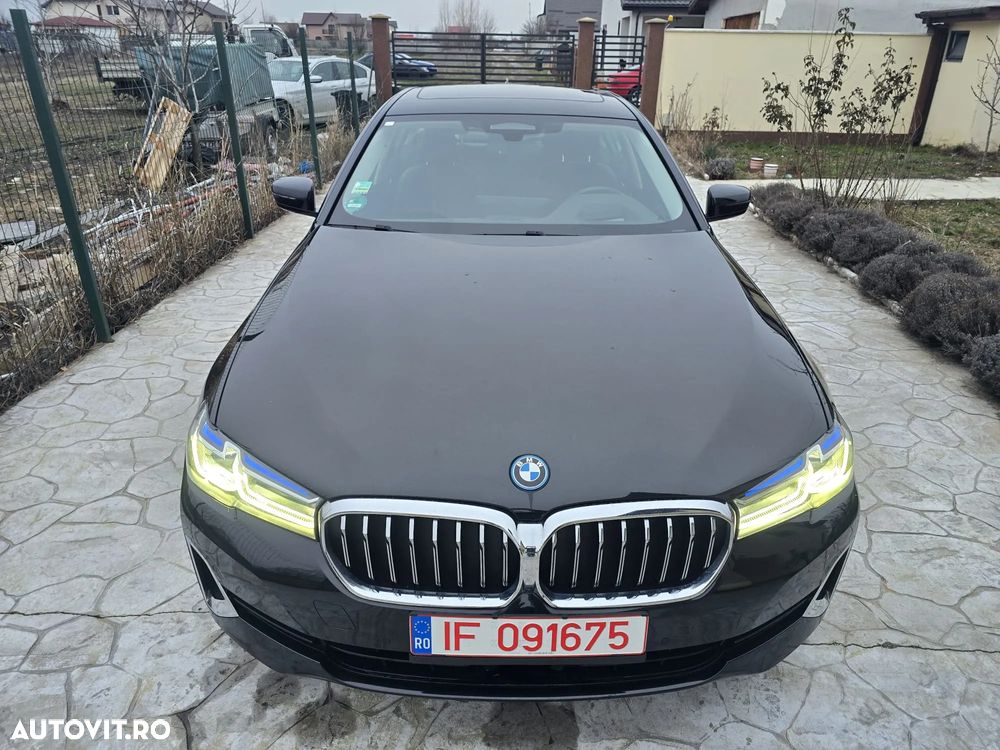 BMW Seria 5 530e Aut. Luxury Line - 4