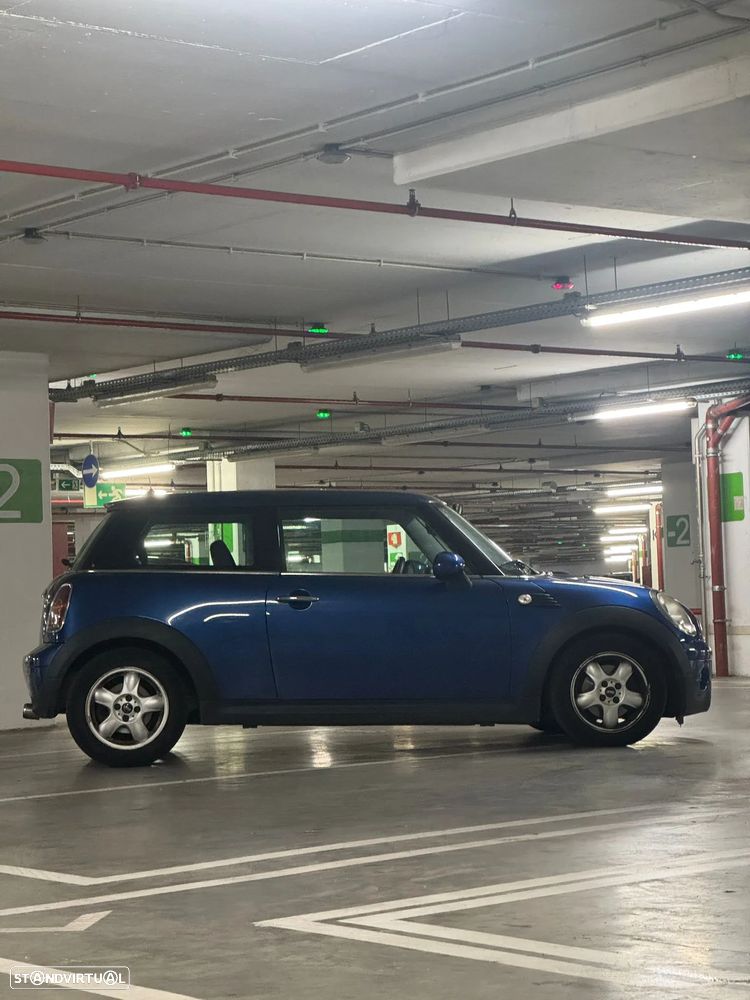 MINI 3 Portas Cooper D - 2